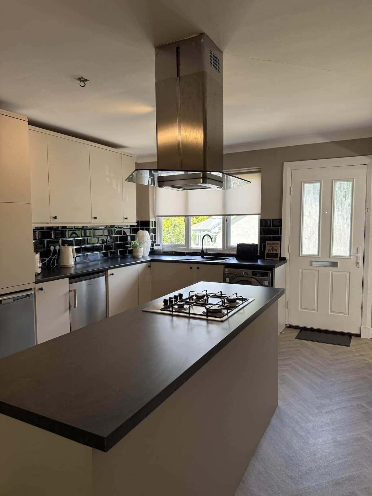 Ardena Property interior and exterior